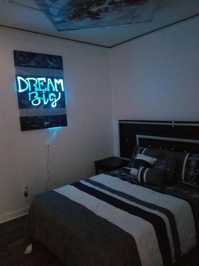 Appartamento Cozy And Unique Getaway Hamilton Esterno foto